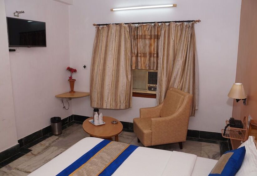 فندق Raaj Bhaavan