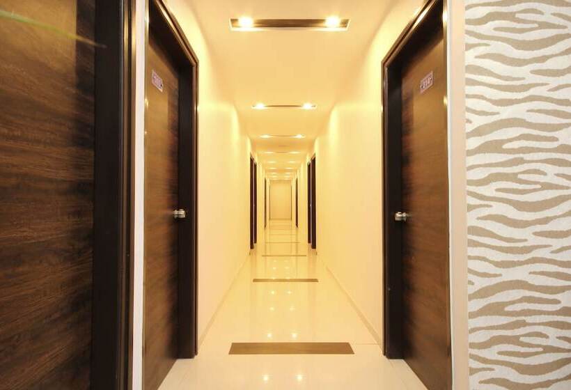 هتل Shree Gopal Residency