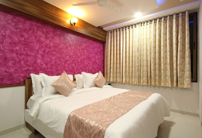 هتل Shree Gopal Residency