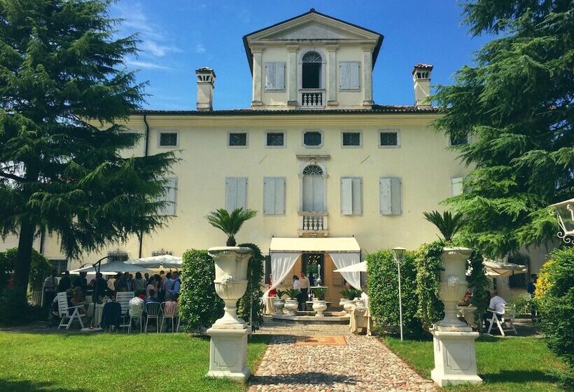 ホテル Villa Cigolotti