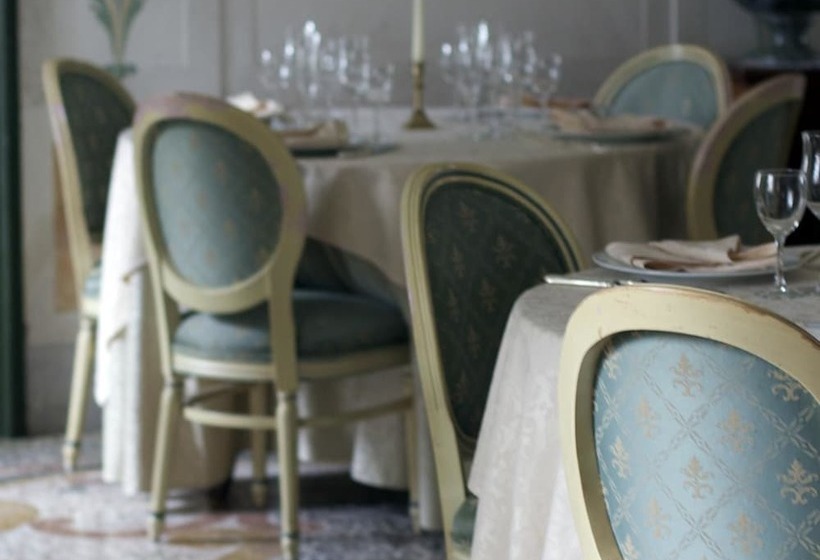 ホテル Villa Cigolotti