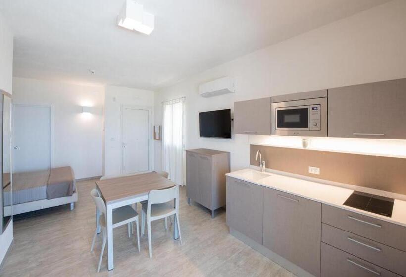 La Blanca Resort & Spa