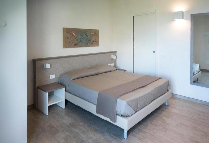 La Blanca Resort & Spa