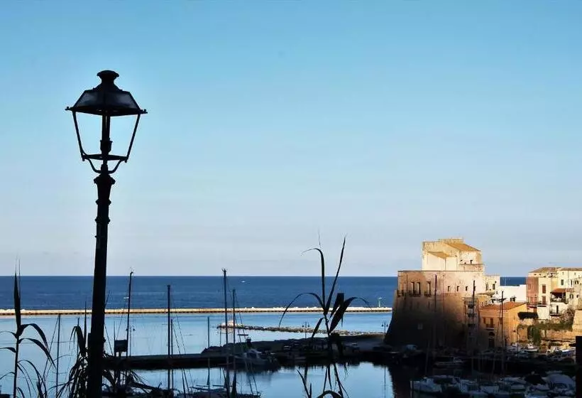 La Blanca Resort & Spa