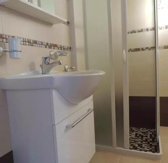 Aura Solis B&b