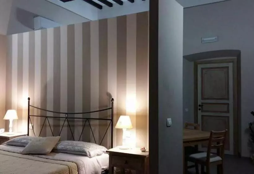 Aamiaismajoitus (B&B) Antico Portale Ospitalità Diffusa