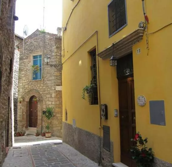 Aamiaismajoitus (B&B) Antico Portale Ospitalità Diffusa