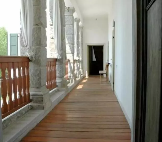 Aamiaismajoitus (B&B) Villa Dragoni