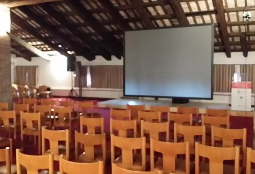 Aamiaismajoitus (B&B) Villa Dragoni