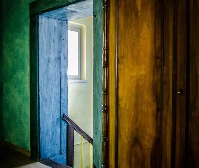 Aamiaismajoitus (B&B) Villa Dragoni