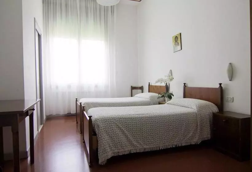 هتل Albergo San Raffaele