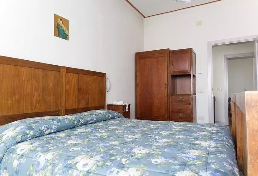 هتل Albergo San Raffaele