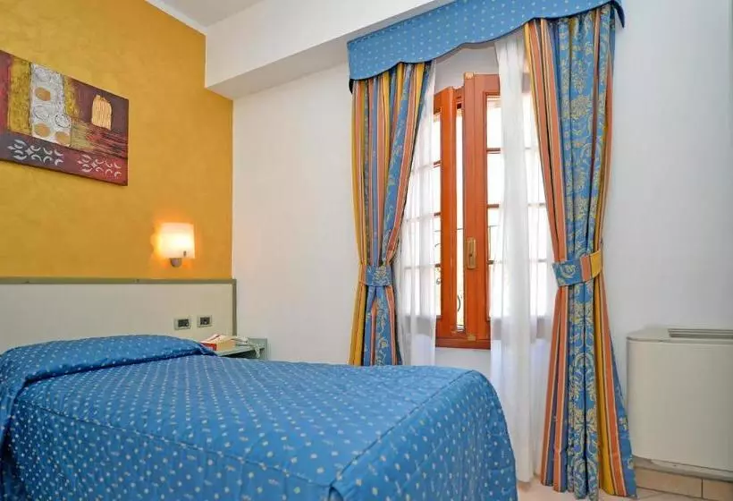 Hotelli Albergo Valsangone