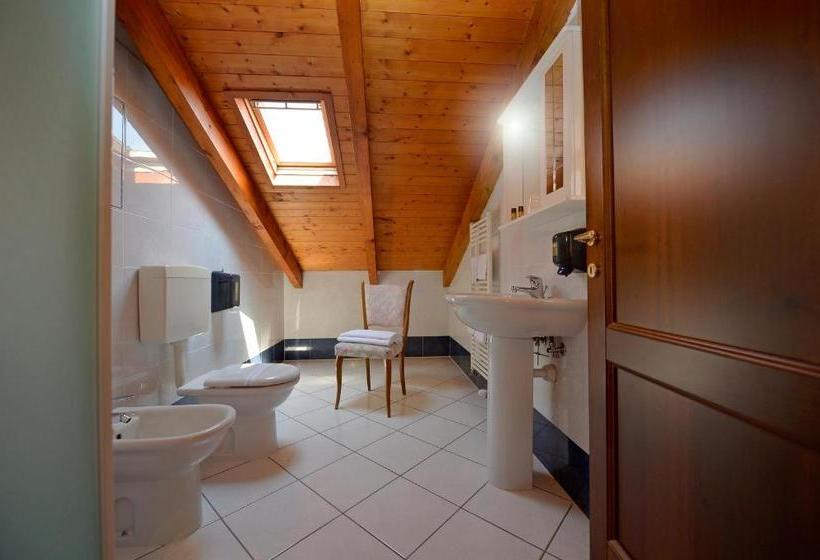 בית מלון כפרי Albergo Valsangone