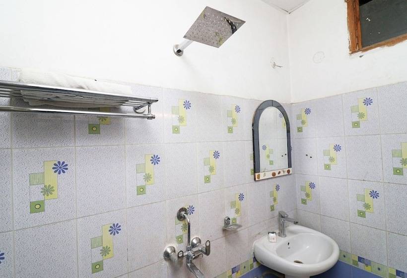 בית מלון כפרי Europe Plaza