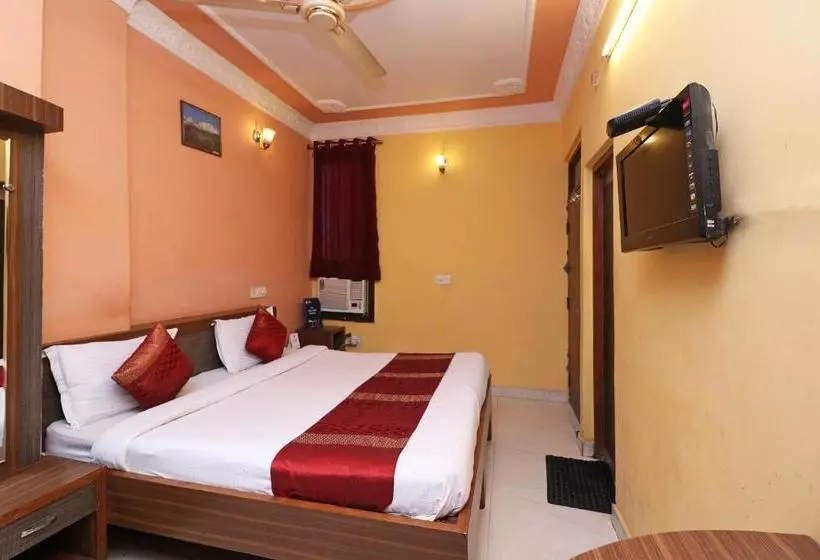 Hotel Novelty
