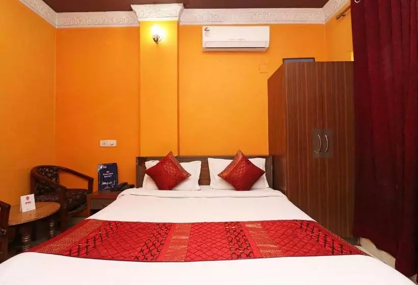 Hotel Novelty