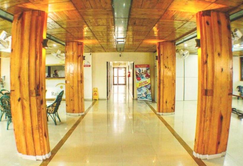 Hotel Rainwood Residency