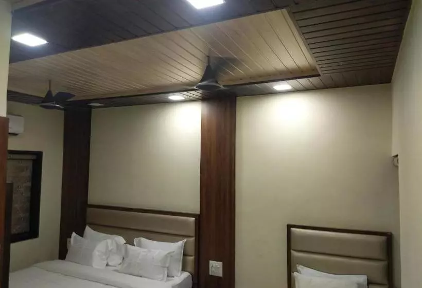 ホテル Samrat Ajmer