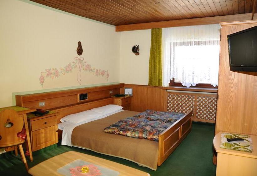 Отель Serles Superior