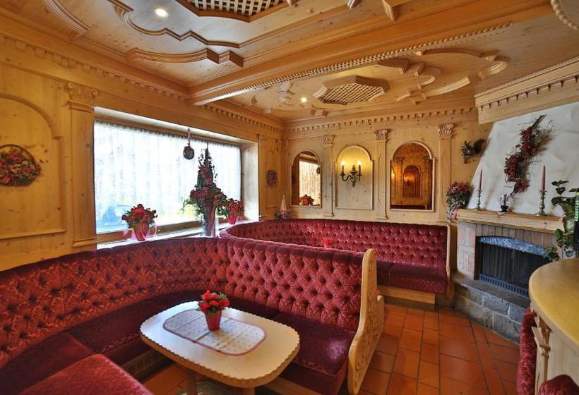 Отель Serles Superior