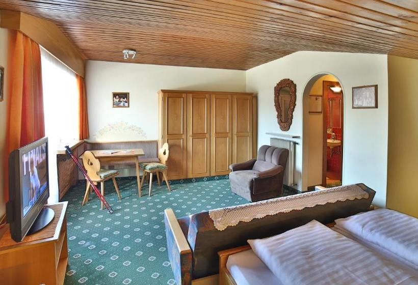 Отель Serles Superior