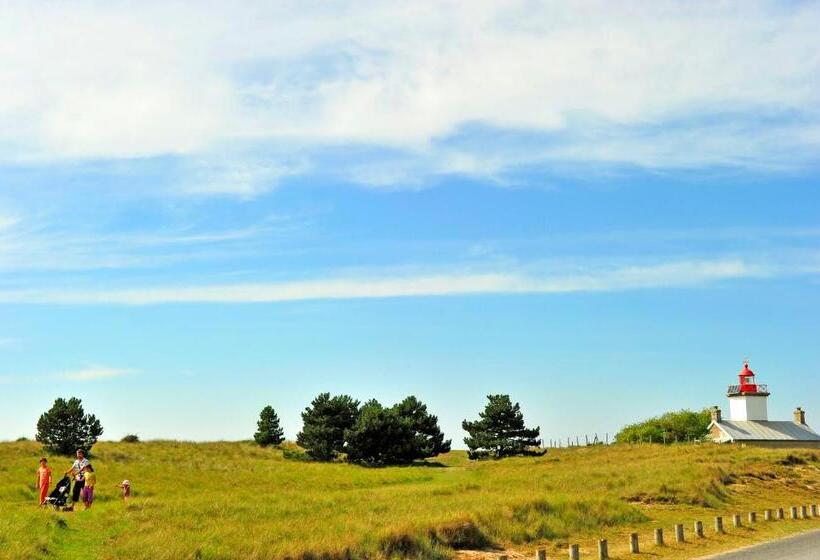 אתר נופש Village De Vacances Le Sénéquet