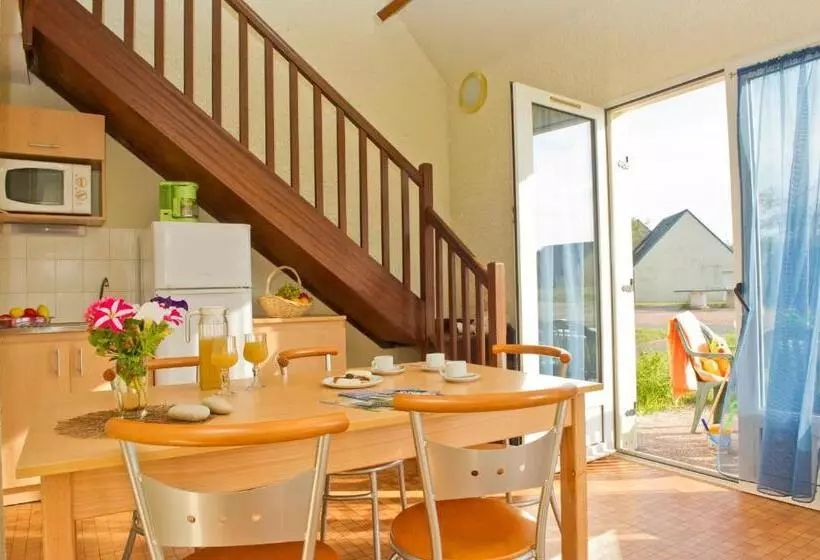 Lomakeskus Village De Vacances Le Sénéquet