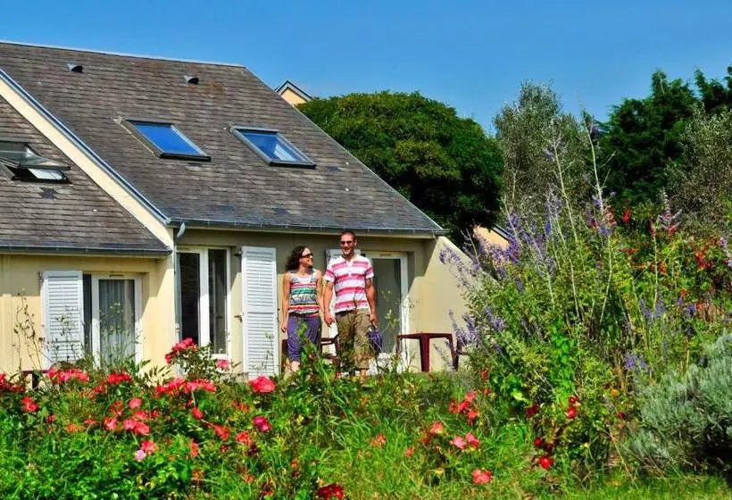 Lomakeskus Village De Vacances Le Sénéquet