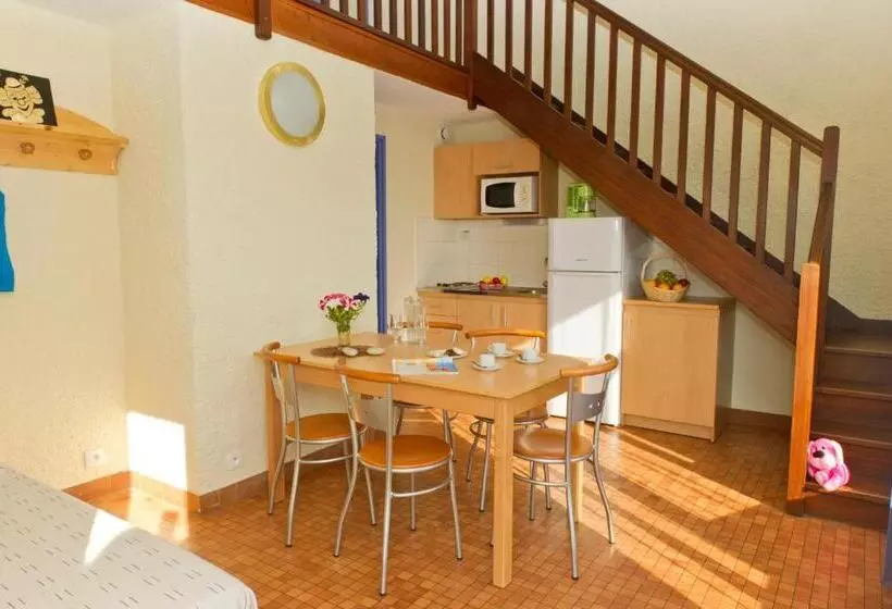 Lomakeskus Village De Vacances Le Sénéquet