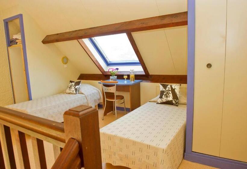 אתר נופש Village De Vacances Le Sénéquet