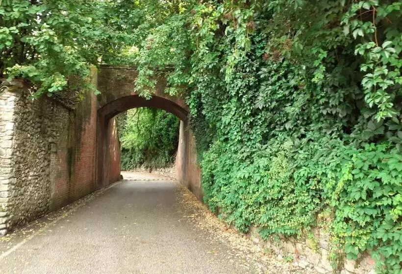 Vicolo Del Nido B&b