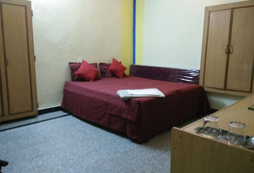 Albergue Maheshwari Residency