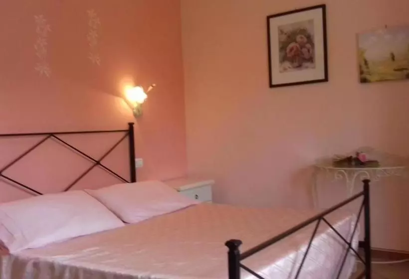 تختخواب و صبحانه Agriturismo Le Quattro Stagioni