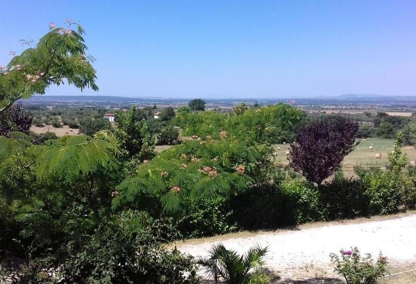 تختخواب و صبحانه Agriturismo Le Quattro Stagioni