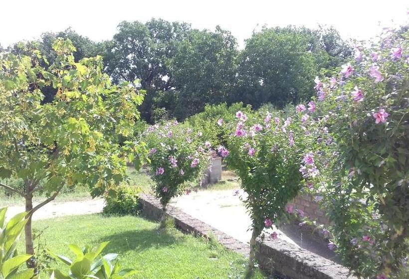 تختخواب و صبحانه Agriturismo Le Quattro Stagioni