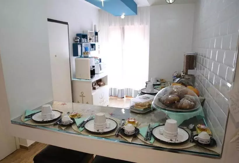 Aamiaismajoitus (B&B) House Sottocoperta
