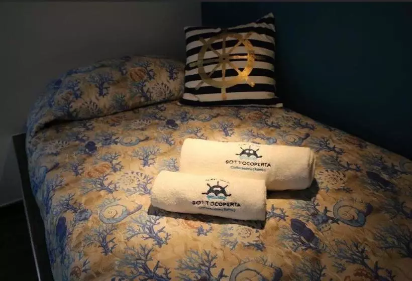 Aamiaismajoitus (B&B) House Sottocoperta