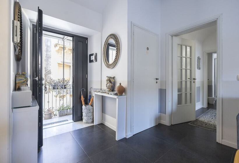 تختخواب و صبحانه I Mori