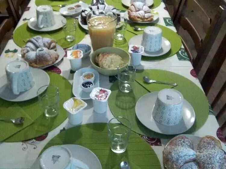 Aamiaismajoitus (B&B) Il Giardino Di Leoca