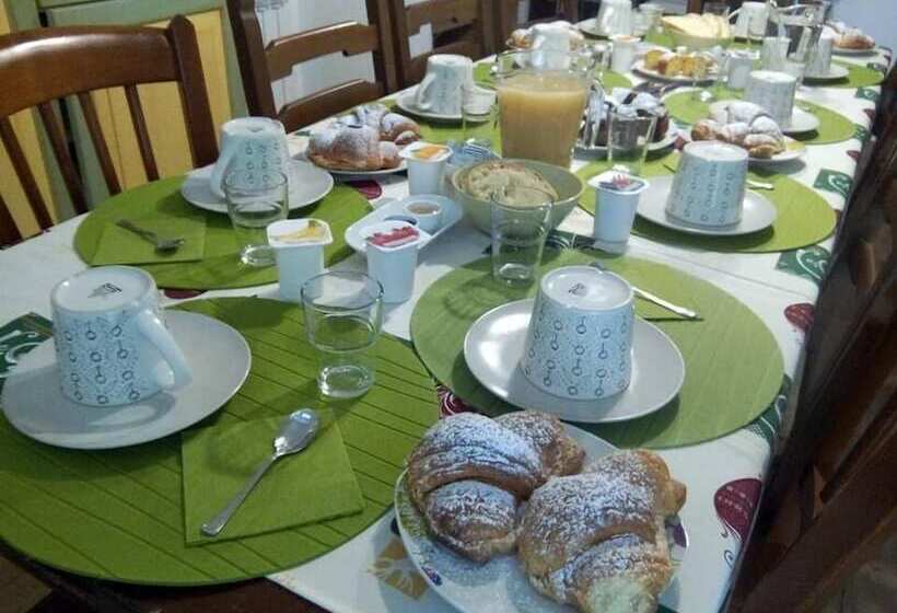 تختخواب و صبحانه Il Giardino Di Leoca