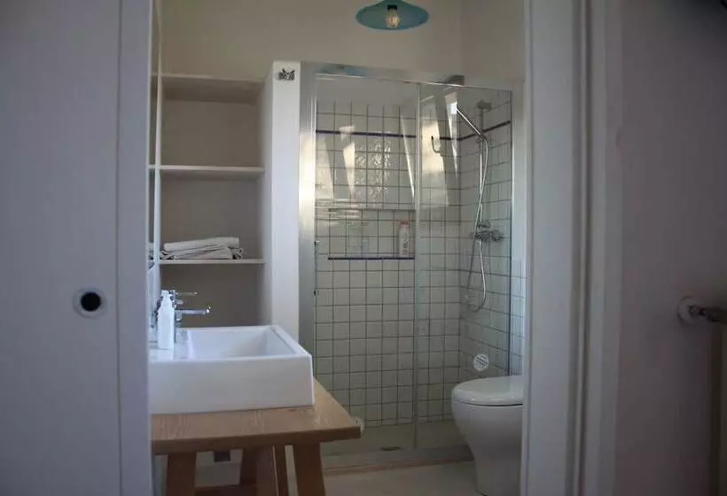 Aamiaismajoitus (B&B) Kalinifta   Io Parto Io Arrivo