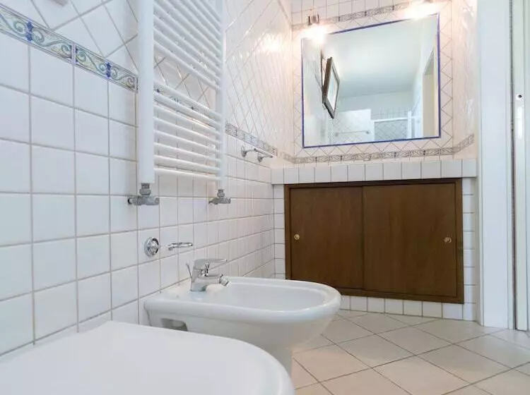 Aamiaismajoitus (B&B) Kalinifta   Io Parto Io Arrivo