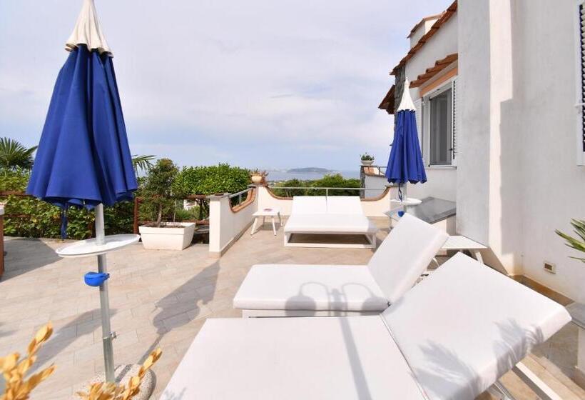 تختخواب و صبحانه Relais Maison De Charles