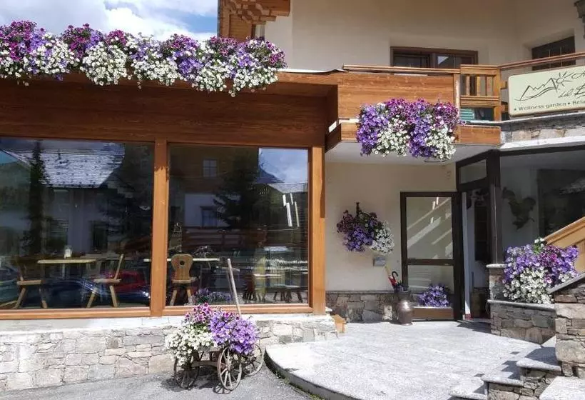 Hotelli Del Bosco