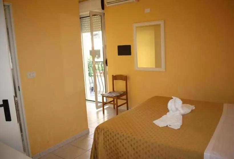 هتل Di Matteo