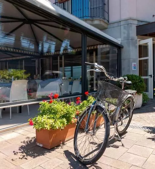 Hotelli Locanda Del Lago Rosmunda