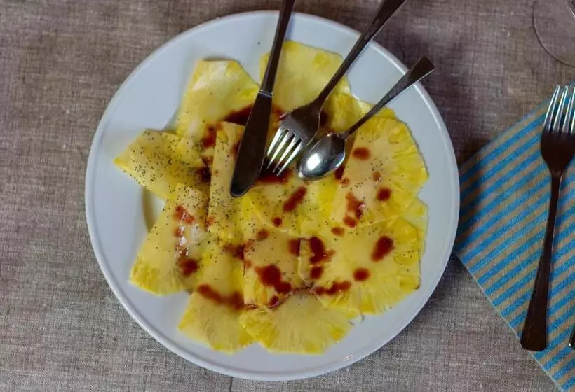 Hotelli Locanda Del Lago Rosmunda