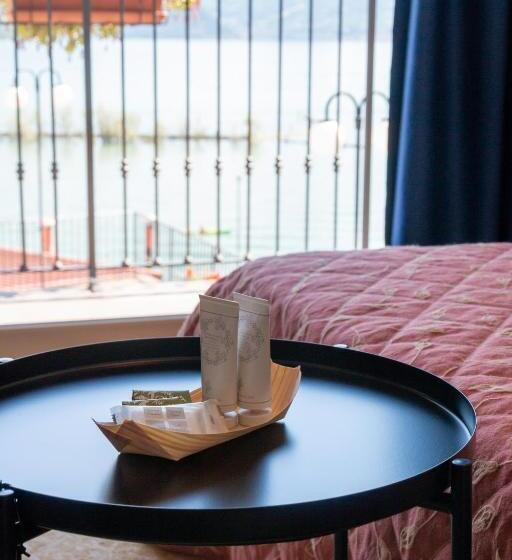 ホテル Locanda Del Lago Rosmunda