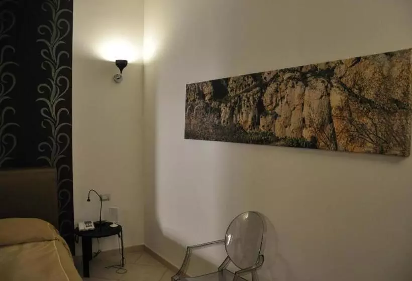 هتل Regalpetra